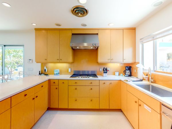 Palm Springs Home 984028