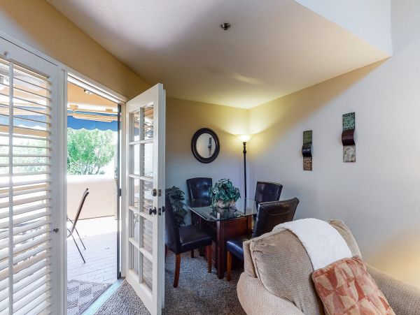 Palm Springs Home 984030