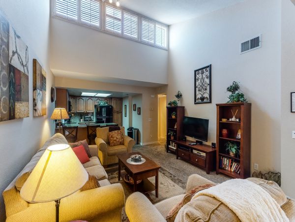 Palm Springs Home 984030