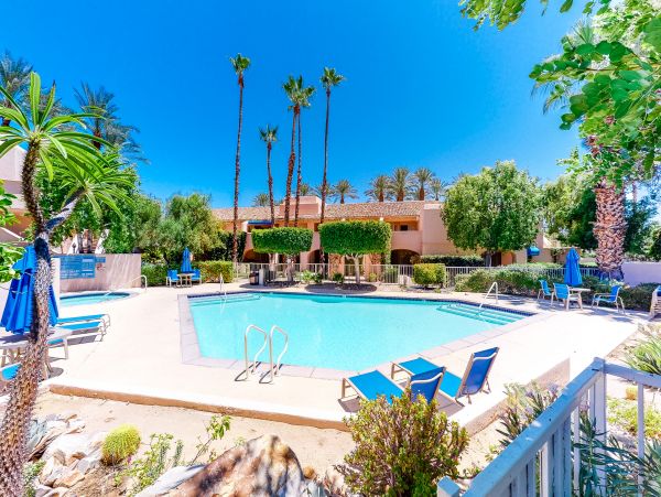 Palm Springs Home 984030