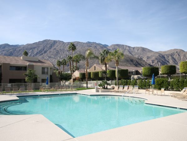Palm Springs Home 984033