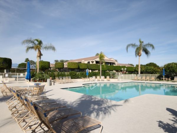 Palm Springs Home 984033