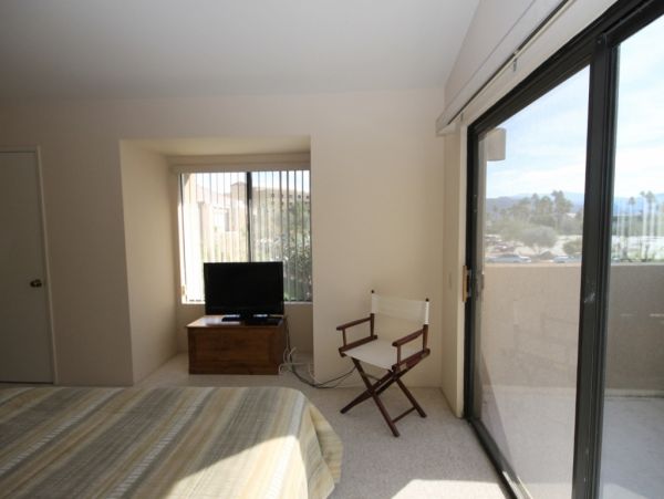 Palm Springs Home 984033