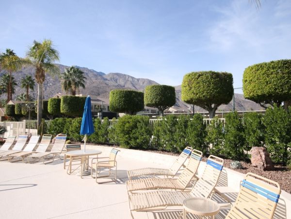 Palm Springs Home 984033
