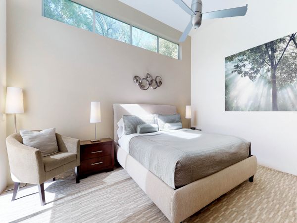 Palm Springs Home 984034