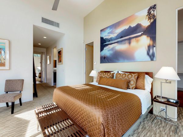 Palm Springs Home 984034