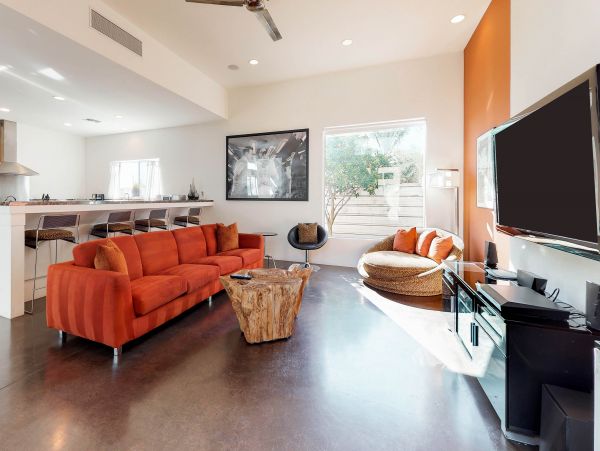 Palm Springs Home 984034