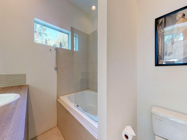 Palm Springs Home 984034