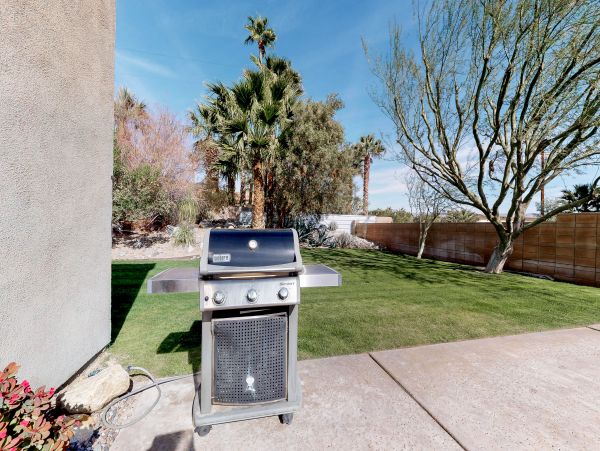 Palm Springs Home 984034