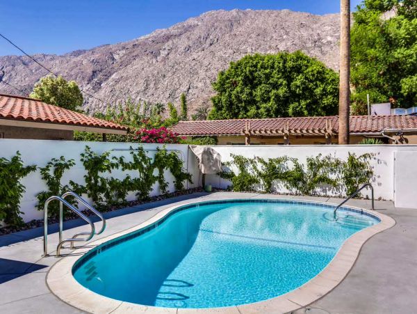 Palm Springs Home 984035
