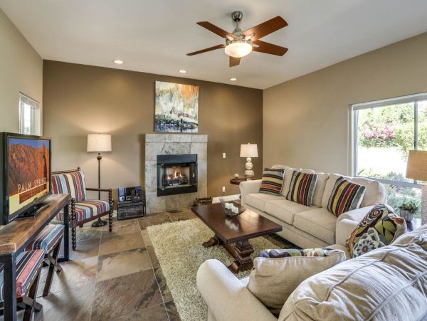 Palm Springs Home 984035