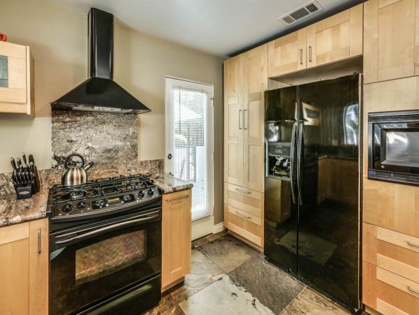 Palm Springs Home 984035