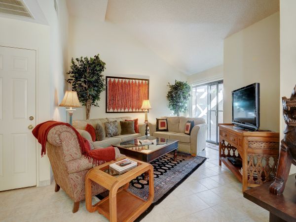 Palm Springs Home 984039