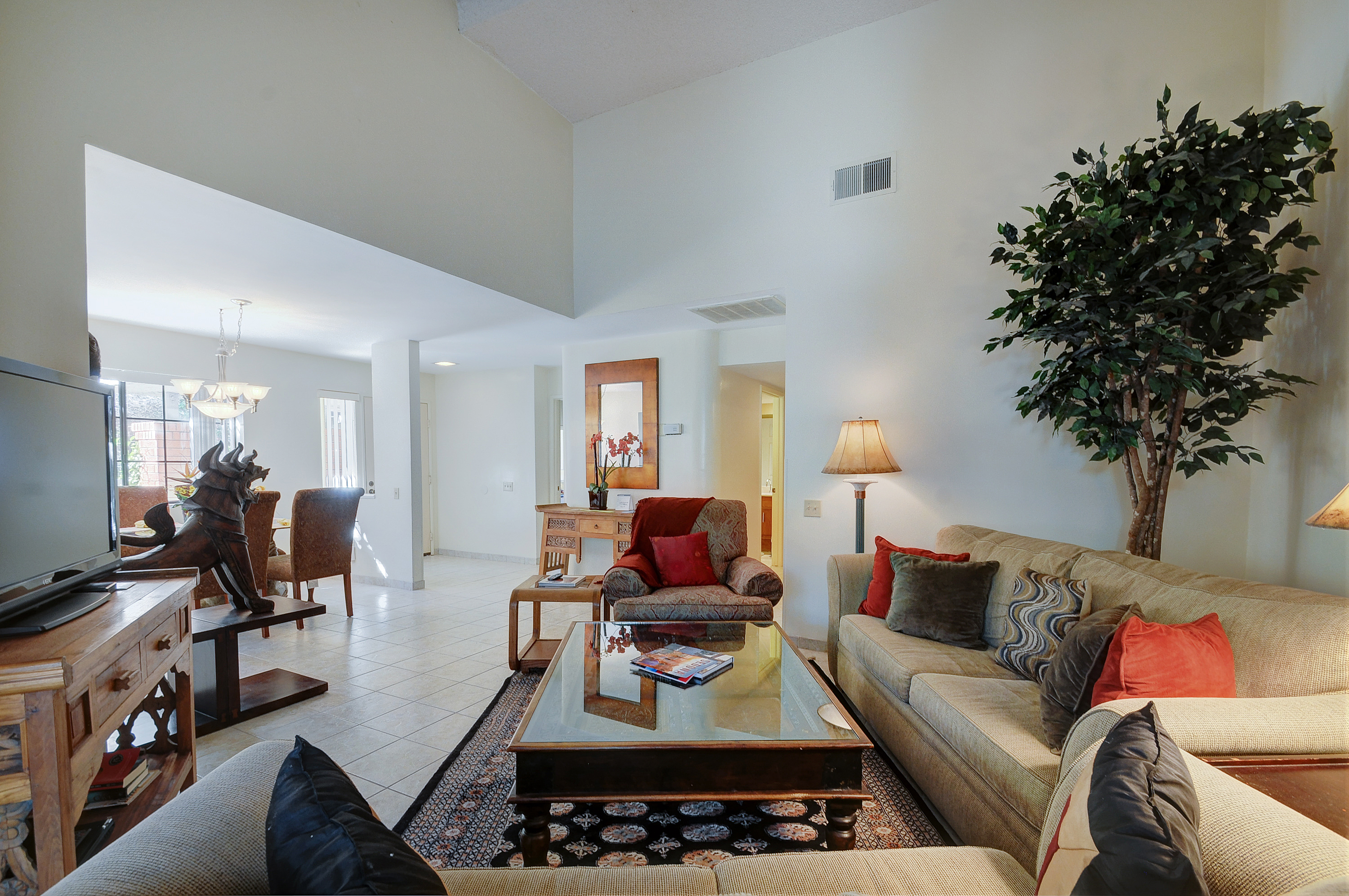 Palm Springs Home 984039