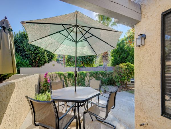 Palm Springs Home 984039