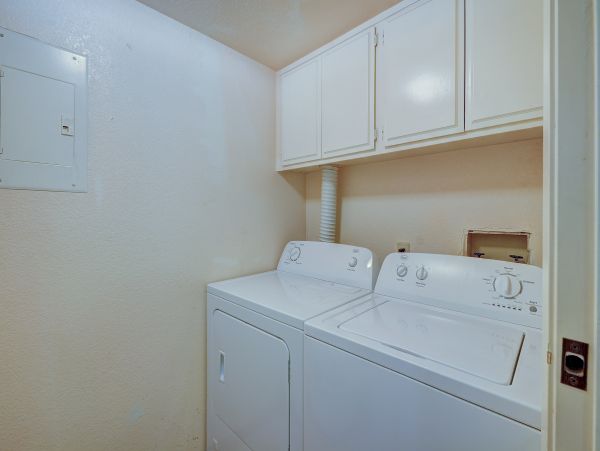 Palm Springs Home 984039