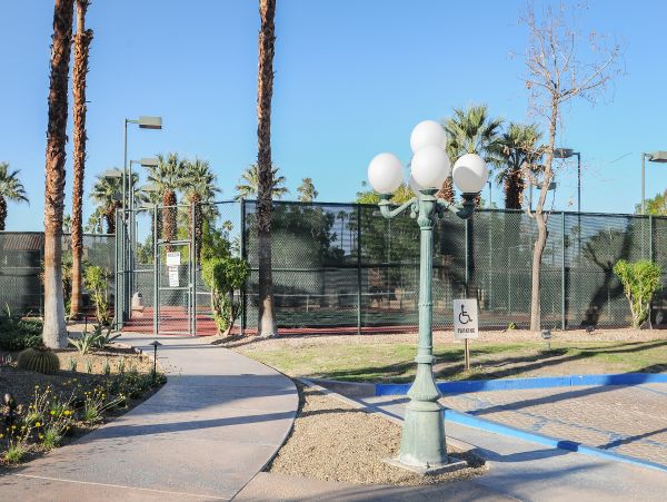 Palm Springs Home 984039