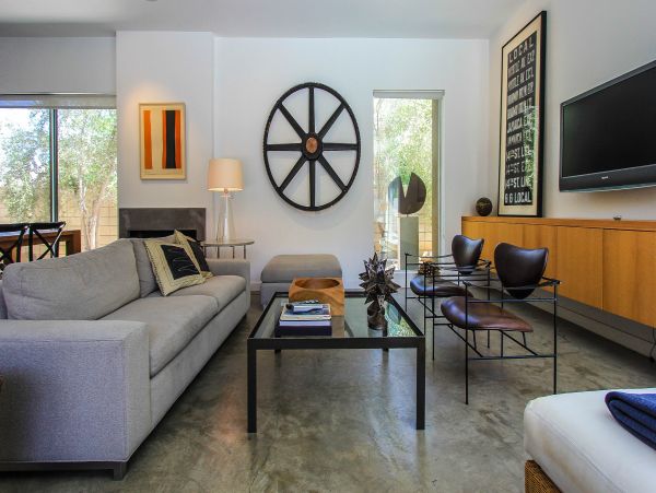 Palm Springs Home 984040