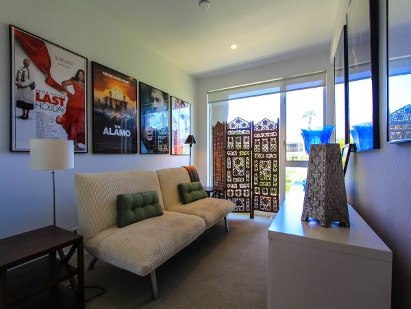 Palm Springs Home 984040