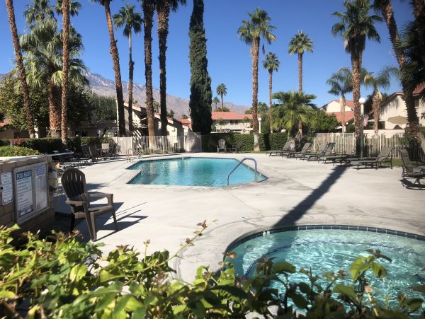Palm Springs Home 984041