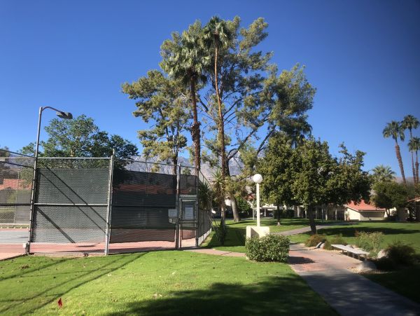 Palm Springs Home 984041