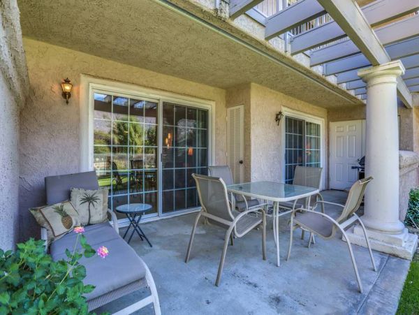 Palm Springs Home 984042