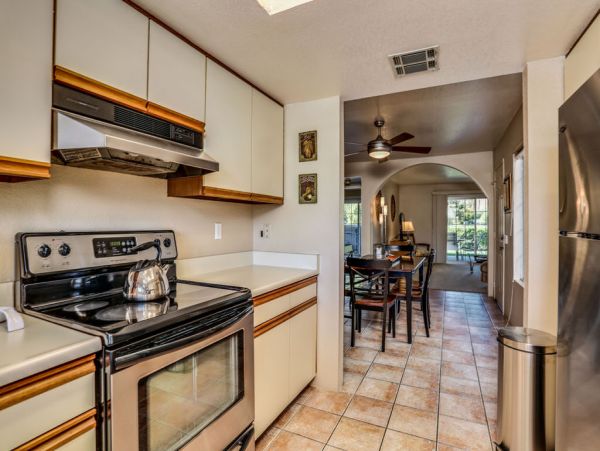 Palm Springs Home 984042