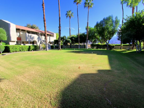 Palm Springs Home 984044