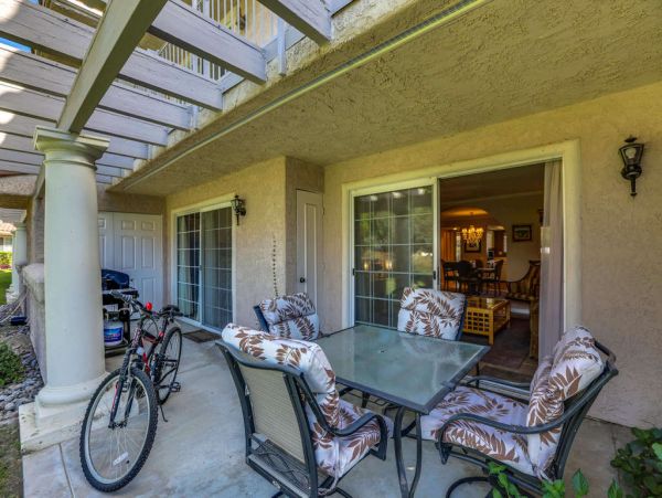 Palm Springs Home 984047