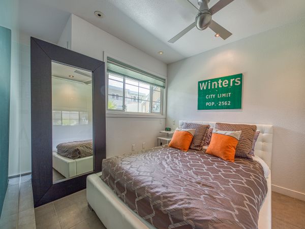Palm Springs Home 984048