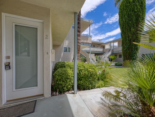 Palm Springs Home 984048