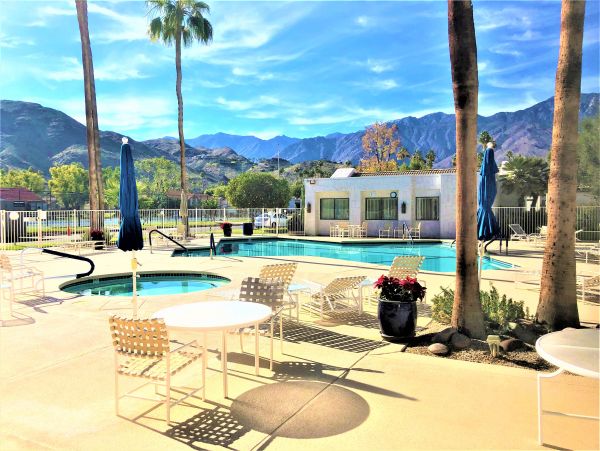 Palm Springs Home 984050