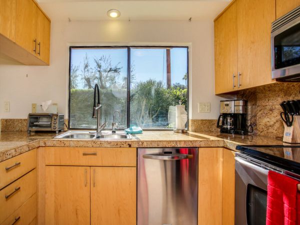 Palm Springs Home 984051