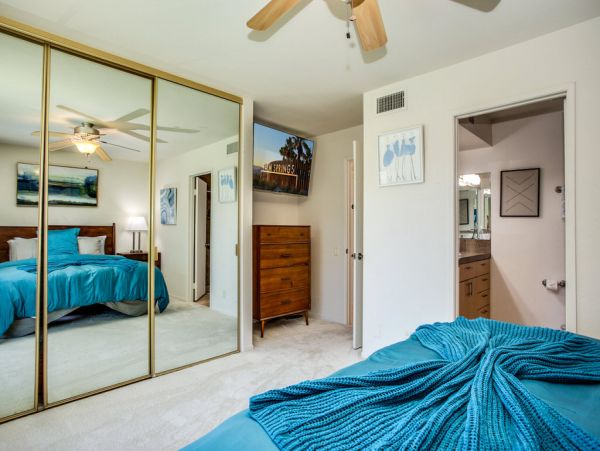 Palm Springs Home 984051