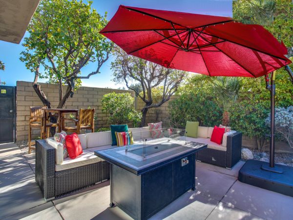 Palm Springs Home 984051