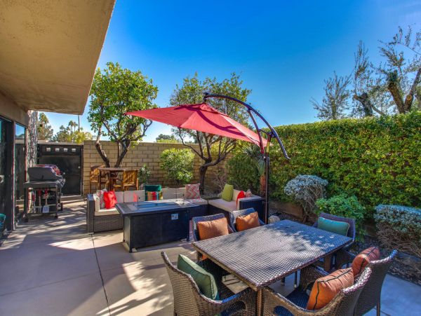 Palm Springs Home 984051