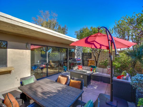 Palm Springs Home 984051