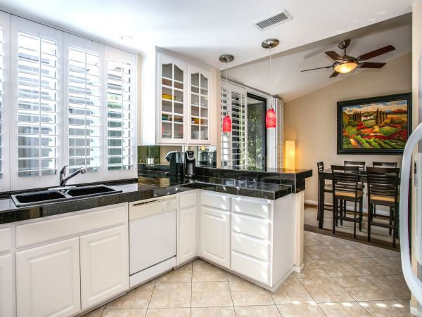 Palm Springs Home 984054