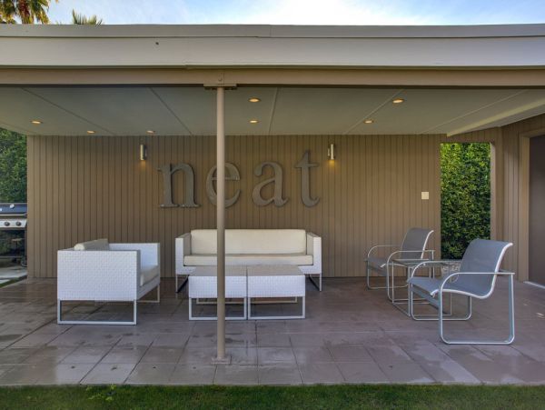 Palm Springs Home 984057