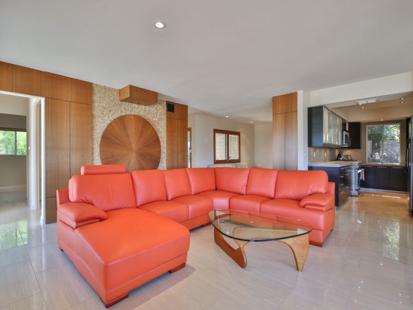 Palm Springs Home 984058