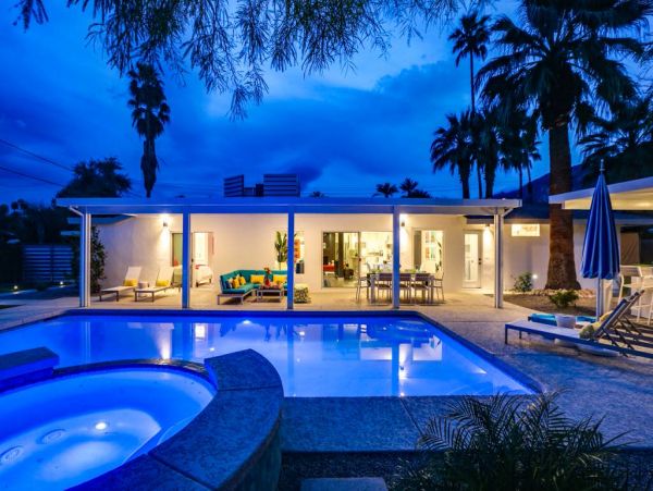 Palm Springs Home 984060