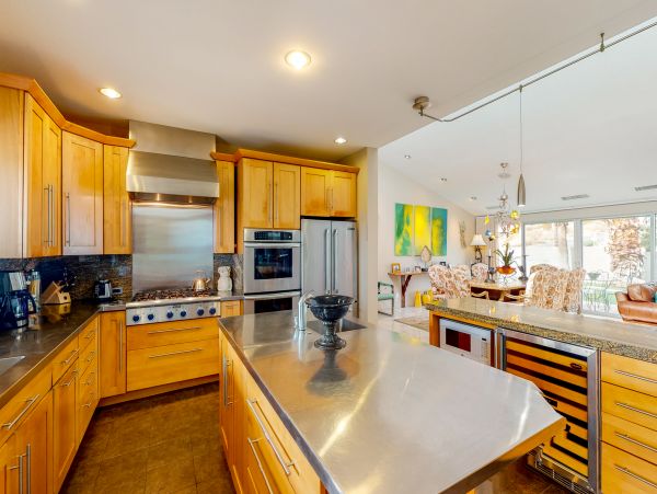 Palm Springs Home 984061