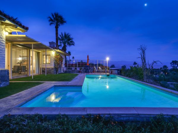 Palm Springs Home 984062