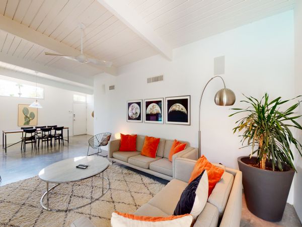Palm Springs Home 984064