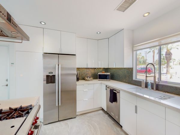 Palm Springs Home 984064