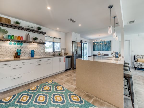 Palm Springs Home 984065