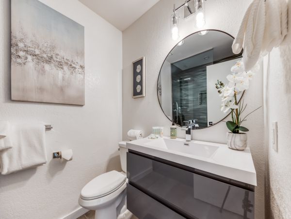 Palm Springs Home 984065
