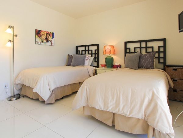 Palm Springs Home 984067