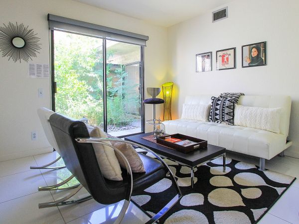 Palm Springs Home 984067