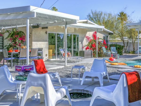 Palm Springs Home 984068